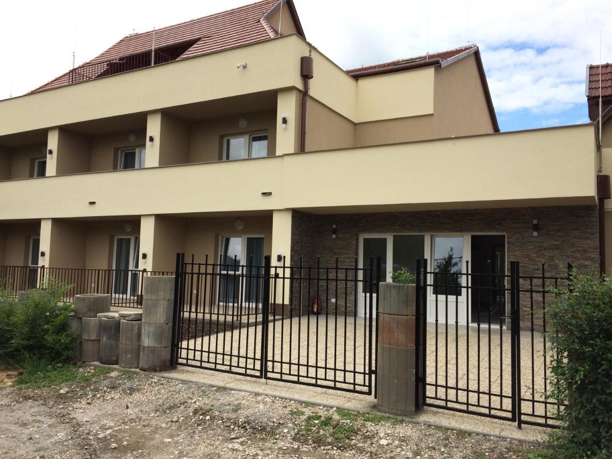 Harmonia Panzio Apartment Bogács Exterior photo