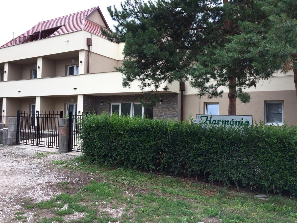 Harmonia Panzio Apartment Bogács Exterior photo