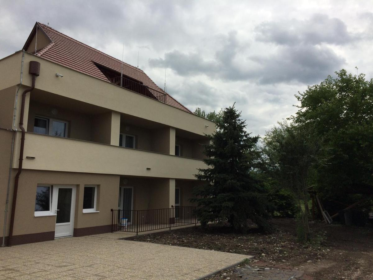 Harmonia Panzio Apartment Bogács Exterior photo